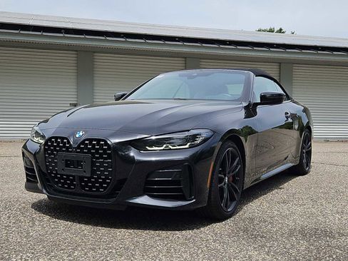 Used 2023 BMW 440i xDrive Convertible w/ Premium Package AWD/4WD image 2