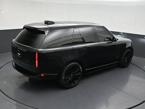 Used 2025 Land Rover Range Rover SE AWD/4WD image 19