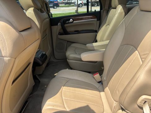Used 2012 Buick Enclave Premium FWD image 11