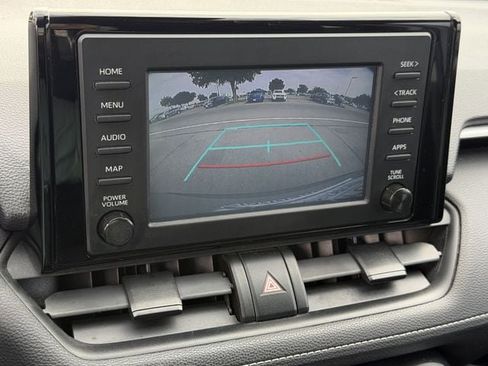 Certified 2019 Toyota RAV4 XLE FWD image 17