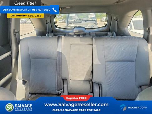 Used 2019 Toyota Highlander LE FWD image 13