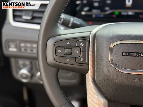 Used 2023 GMC Yukon Denali image 21