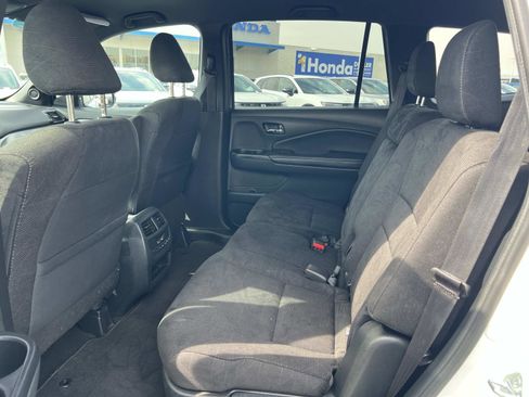 Used 2022 Honda Pilot Sport image 20
