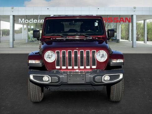 Used 2021 Jeep Wrangler Unlimited Sahara image 8