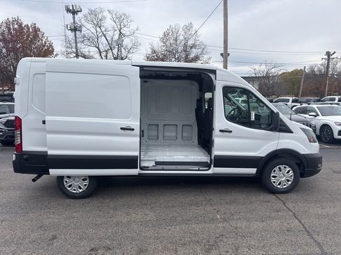 New 2026 Ford Transit 250 148 Medium Roof w/ Exterior Upgrade Package image 5
