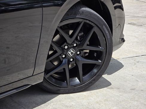 Used 2022 Honda Civic Sport image 12