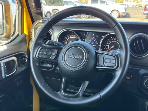 Certified 2021 Jeep Wrangler Unlimited Sport AWD/4WD image 23