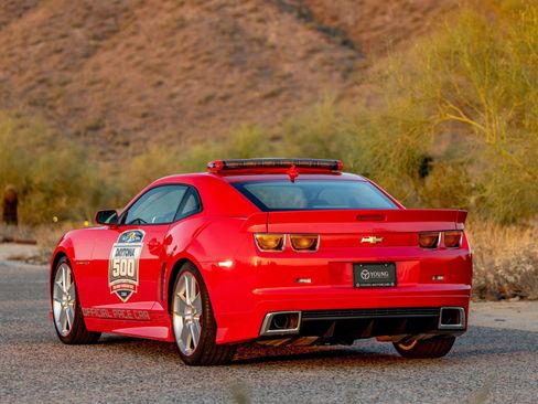 Used 2011 Chevrolet Camaro SS w/ LPO, Ground Effects Package image 6