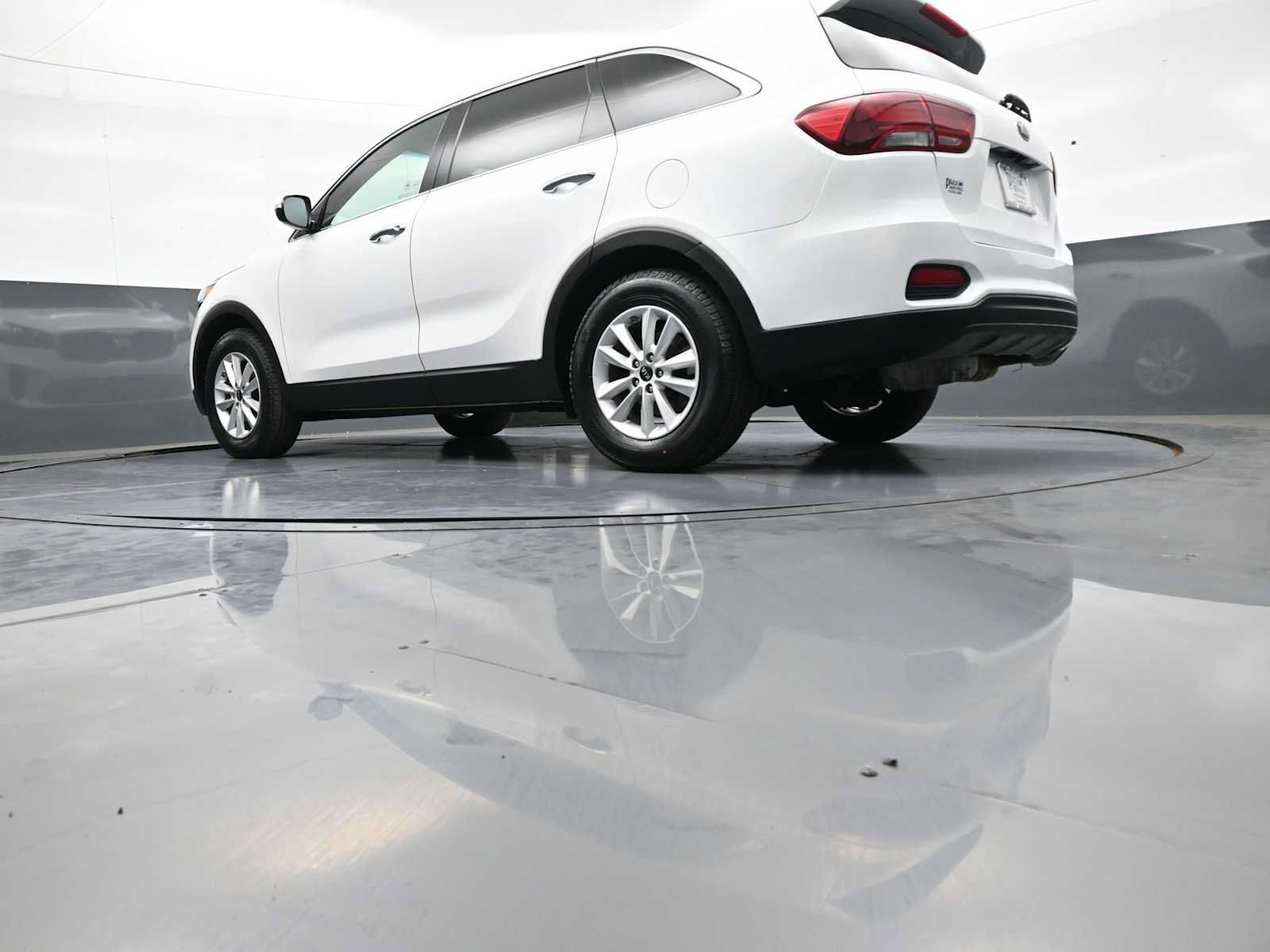 Used 2020 Kia Sorento FWD V6 image 31