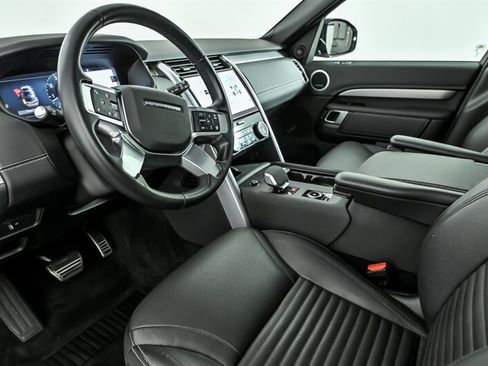 Used 2023 Land Rover Discovery S R-Dynamic AWD/4WD image 15