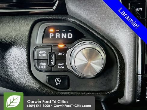 Used 2025 RAM 1500 Laramie w/ Night Edition AWD/4WD image 10