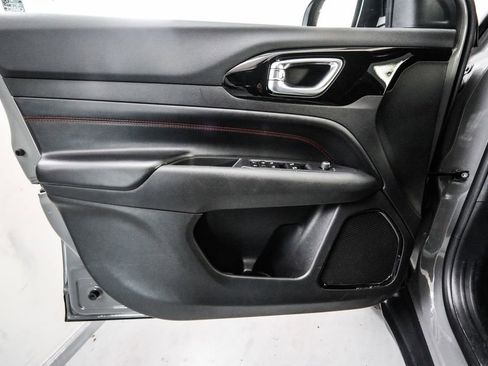 Used 2024 Jeep Compass Trailhawk image 48