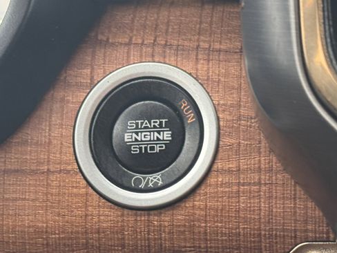 Used 2022 RAM 2500 Limited image 21