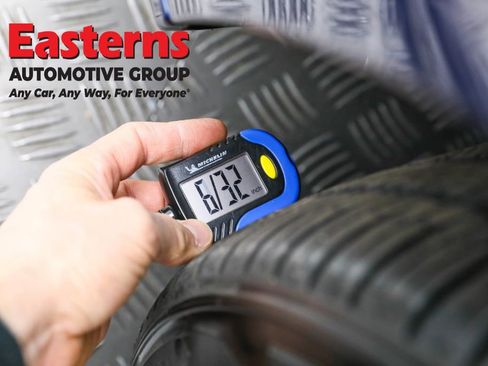 Used 2023 Tesla Model 3 Standard Range image 25