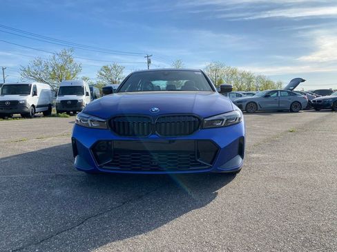 New 2026 BMW 330i xDrive Sedan AWD/4WD image 2