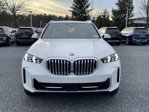 New 2026 BMW X5 xDrive40i w/ Executive Package image 2
