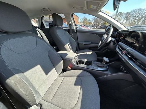 Certified 2025 Kia K4 LXS image 14