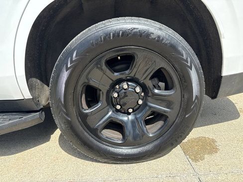 Used 2021 Chevrolet Tahoe 4WD image 49