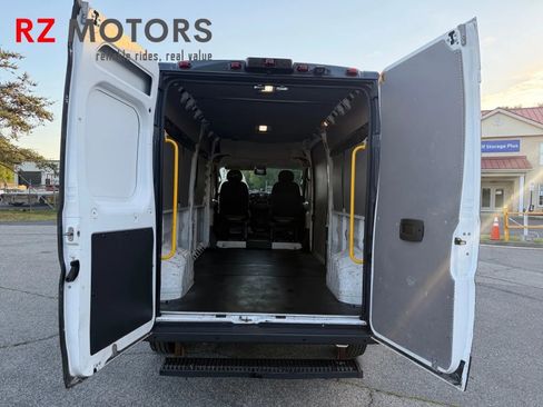Used 2018 RAM ProMaster 2500 FWD image 17