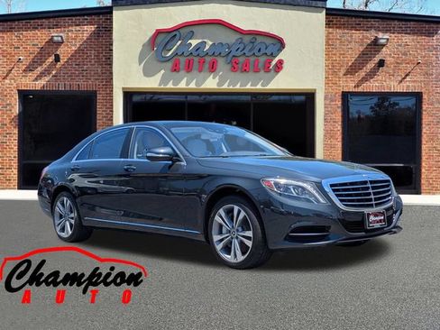 Used 2017 Mercedes-Benz S 550 Sedan image 1