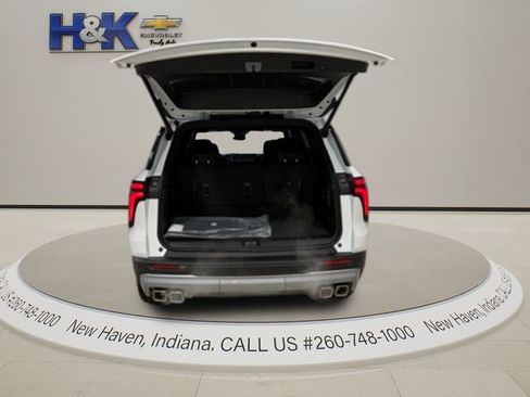 New 2026 Chevrolet Traverse LT w/ Driver Confidence Package image 35