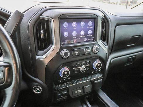 Used 2022 GMC Sierra 2500 Denali w/ Technology Package image 34