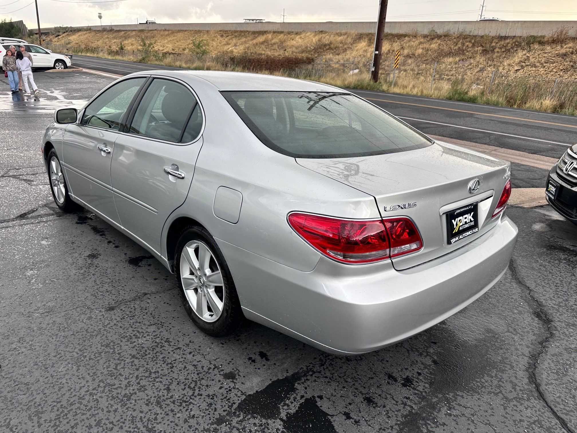 Used 2005 Lexus ES 330 FWD image 4