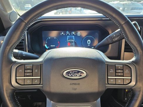 Used 2024 Ford F250 Lariat w/ Chrome Package image 23