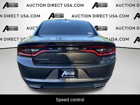 Used 2015 Dodge Charger SE w/ Popular Equipment Group RWD image 5