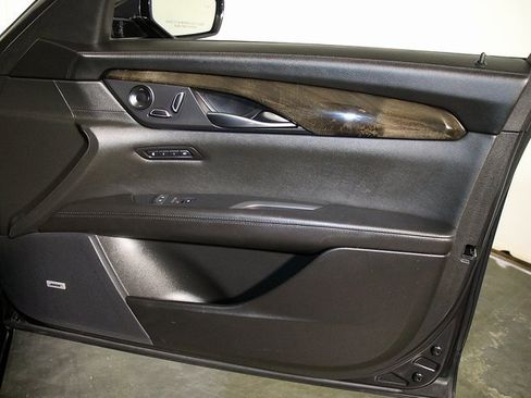 Used 2020 Cadillac CT6 Premium Luxury image 32