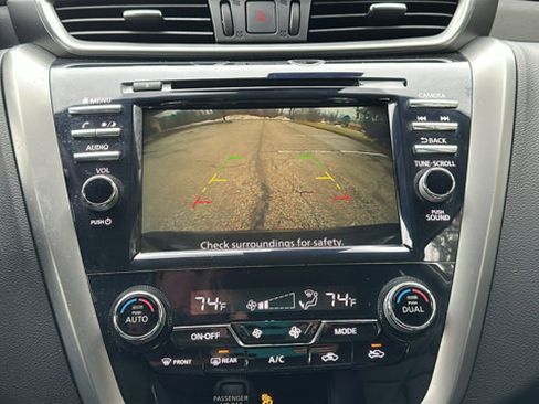 Certified 2024 Nissan Murano SV w/ SV Midnight Edition Package image 17