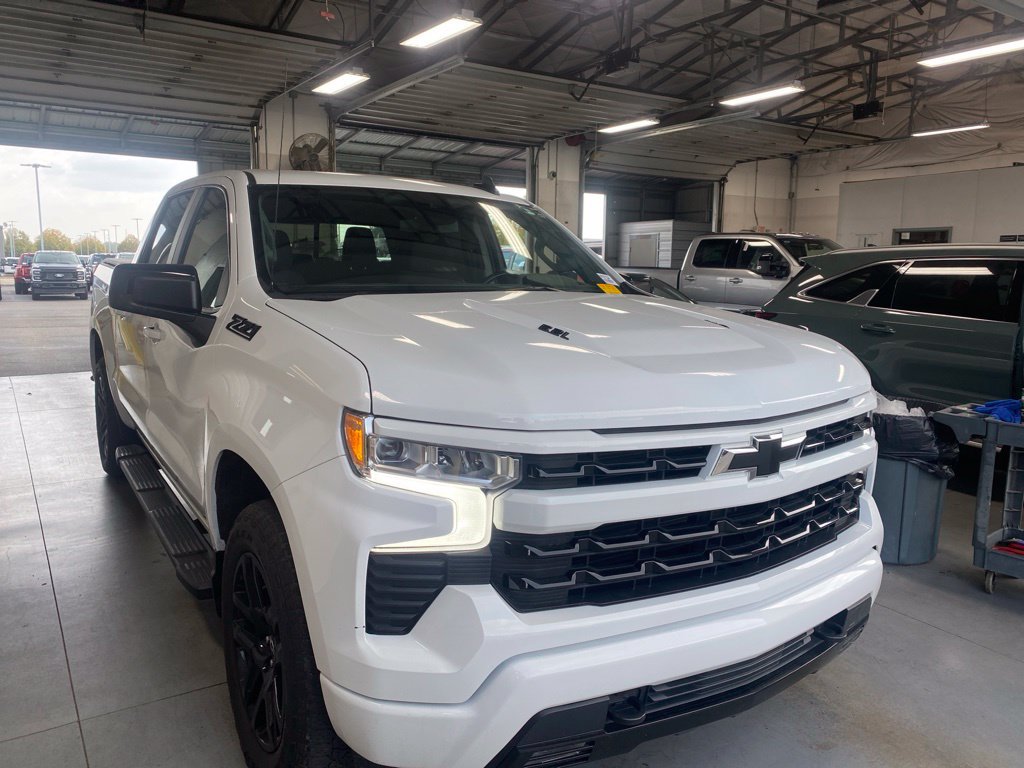 Used 2023 Chevrolet Silverado 1500 RST AWD/4WD image 1