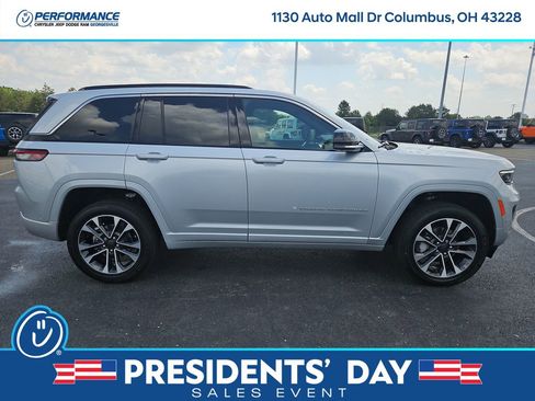 New 2025 Jeep Grand Cherokee Overland w/ Adv Protech Group III image 8