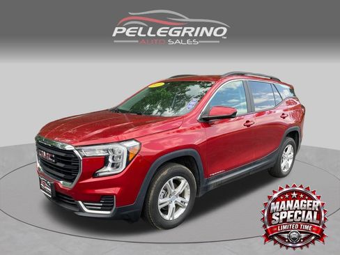 Used 2022 GMC Terrain SLE w/ Driver Convenience Package AWD/4WD image 1