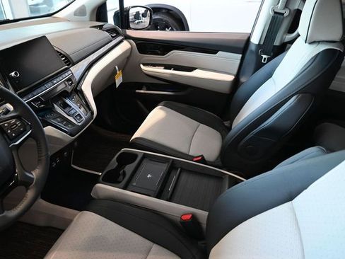 New 2026 Honda Odyssey Elite image 15