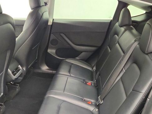 Used 2022 Tesla Model Y Performance AWD/4WD image 26