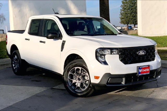 Used 2026 Ford Maverick XLT w/ XLT Luxury Package AWD/4WD image 2