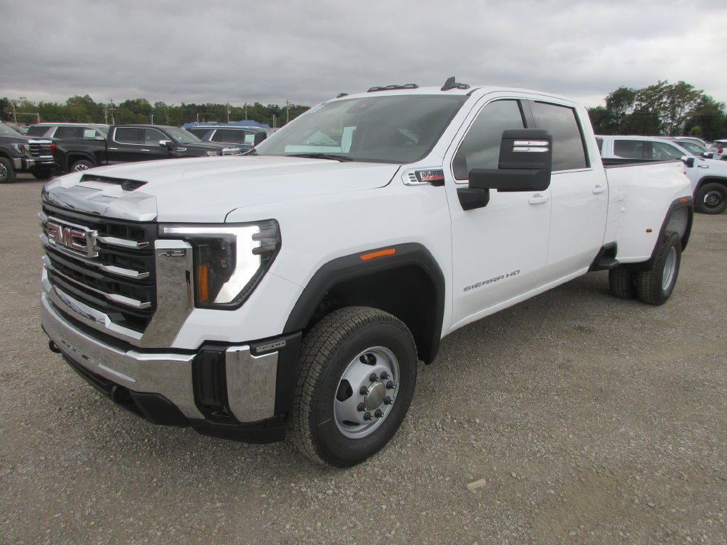 New 2026 GMC Sierra 3500 SLE w/ SLE Value Package AWD/4WD image 11