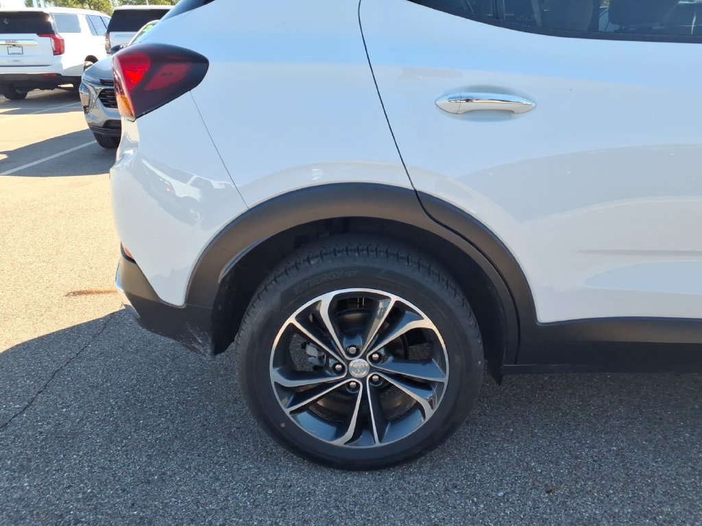 Used 2020 Buick Encore GX Essence AWD/4WD image 25