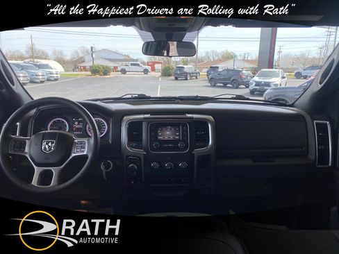 Used 2024 RAM 1500 Classic Warlock image 17