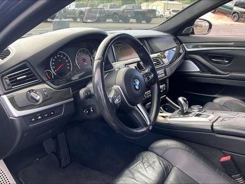 Used 2014 BMW M5 RWD image 13