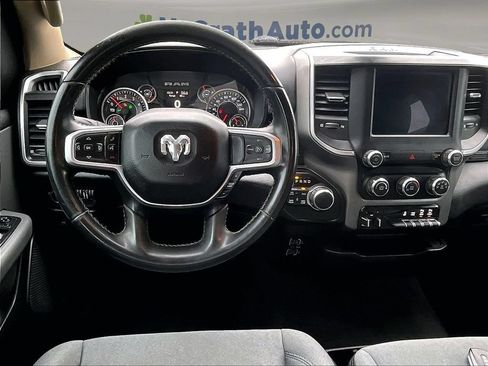 Used 2019 RAM 1500 Big Horn AWD/4WD image 10