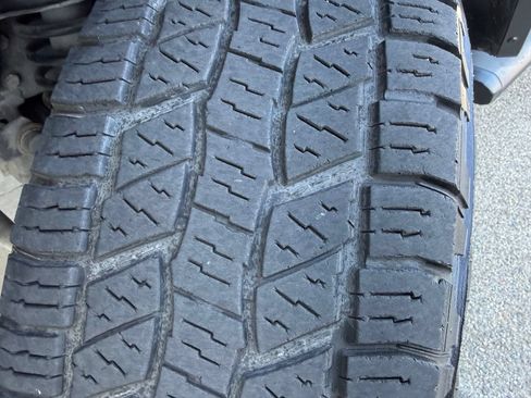 Used 2021 Jeep Wrangler Unlimited Sahara AWD/4WD image 19