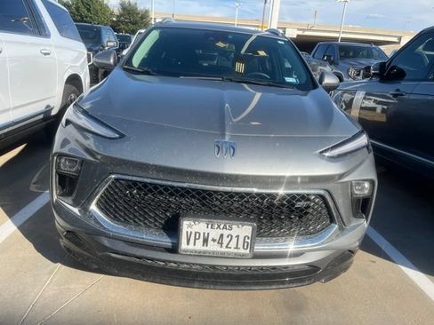 Used 2025 Buick Encore GX Sport Touring w/ Comfort Package FWD image 3