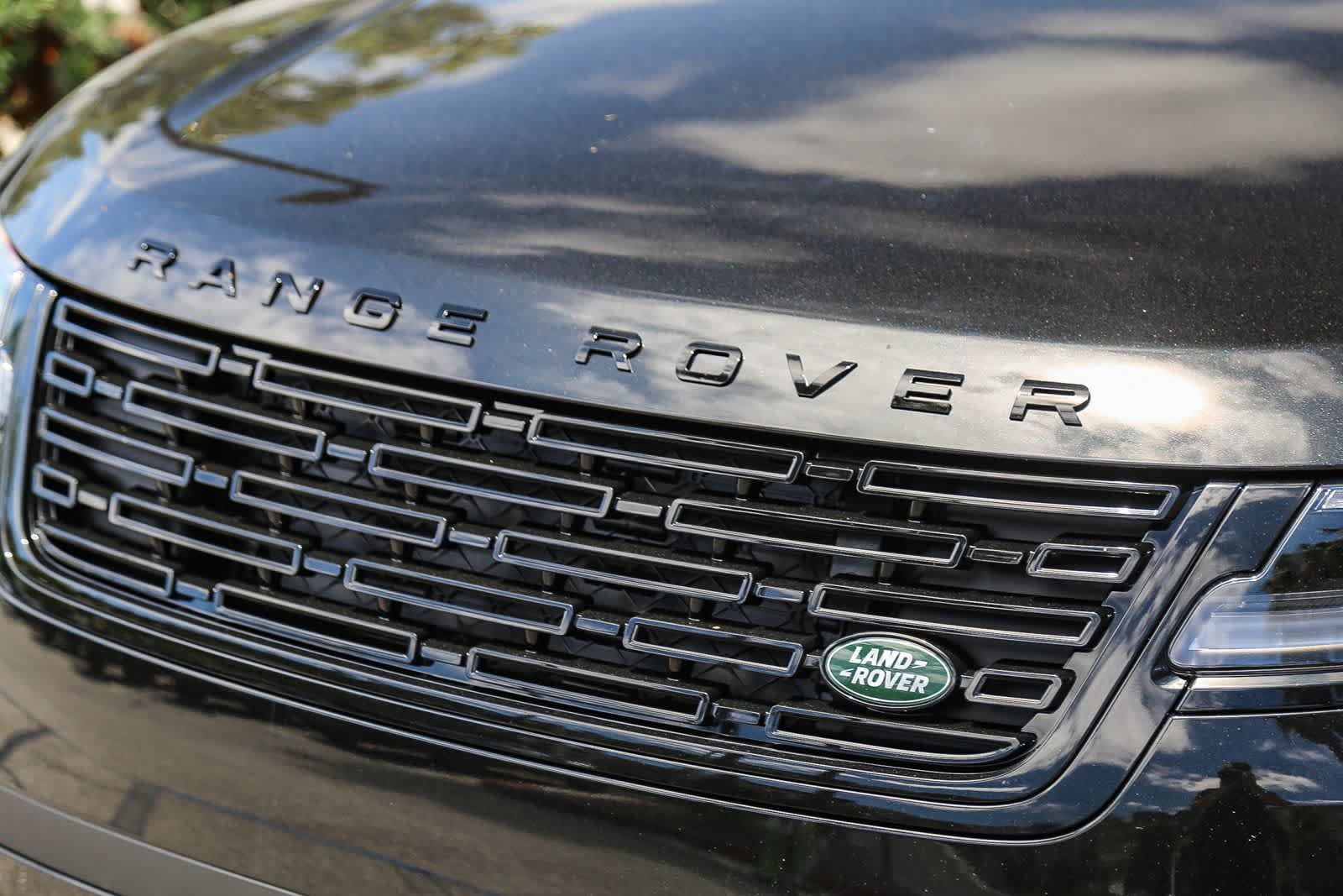 New 2026 Land Rover Range Rover Velar S AWD/4WD image 11