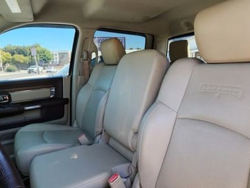 Used 2015 RAM 1500 Laramie w/ Convenience Group image 6