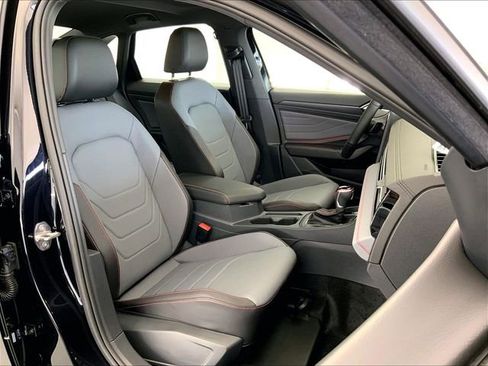 New 2026 Volkswagen Jetta GLI Autobahn image 9