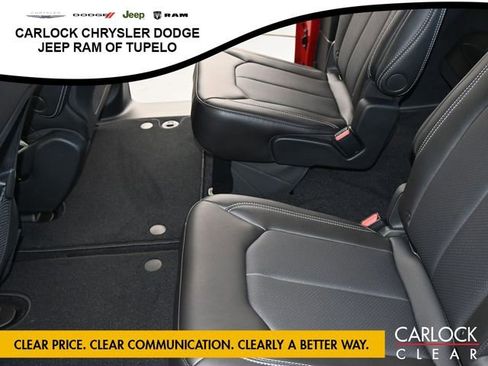New 2026 Chrysler Voyager LX image 30