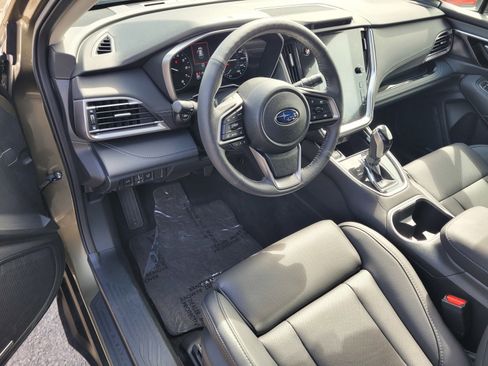 Used 2024 Subaru Outback Limited image 11