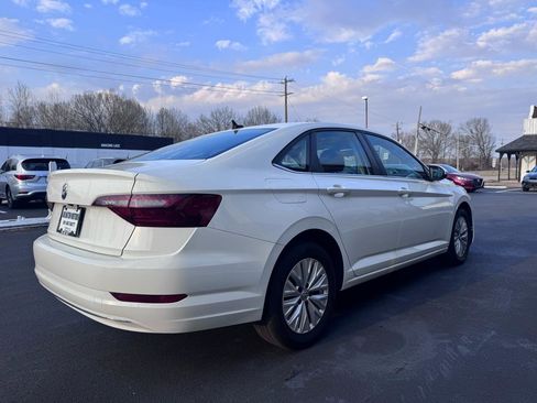 Used 2020 Volkswagen Jetta S image 6